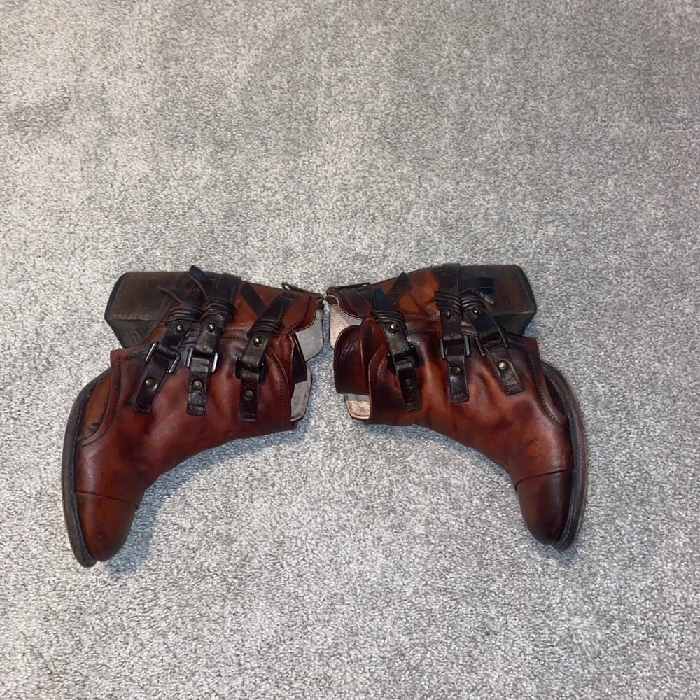 Freebird FB-Circe Ankle Boots - Picture 6 of 16
